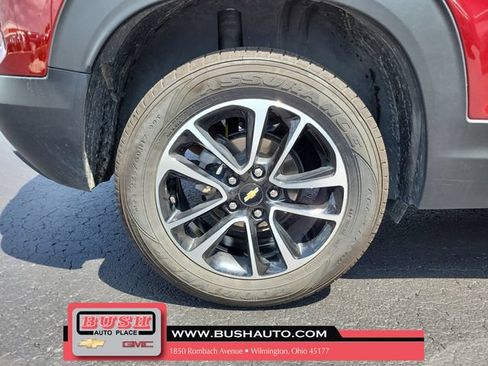 Used 2025 Chevrolet TrailBlazer LT FWD image 6