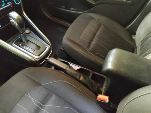 Used 2018 Ford EcoSport SE w/ SE Convenience Package image 26