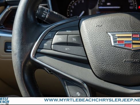 Used 2017 Cadillac XT5 Luxury w/ Driver Awareness Package image 26