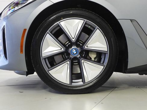 Used 2023 BMW i4 eDrive35 w/ Premium Package RWD image 5