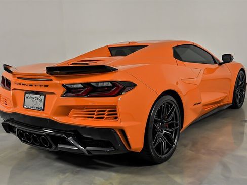 Used 2023 Chevrolet Corvette Z06 w/ Battery Protection Package RWD image 13
