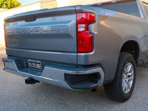 Used 2021 Chevrolet Silverado 1500 LT image 30