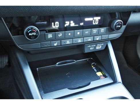 Certified 2026 Subaru Outback Limited AWD/4WD image 22