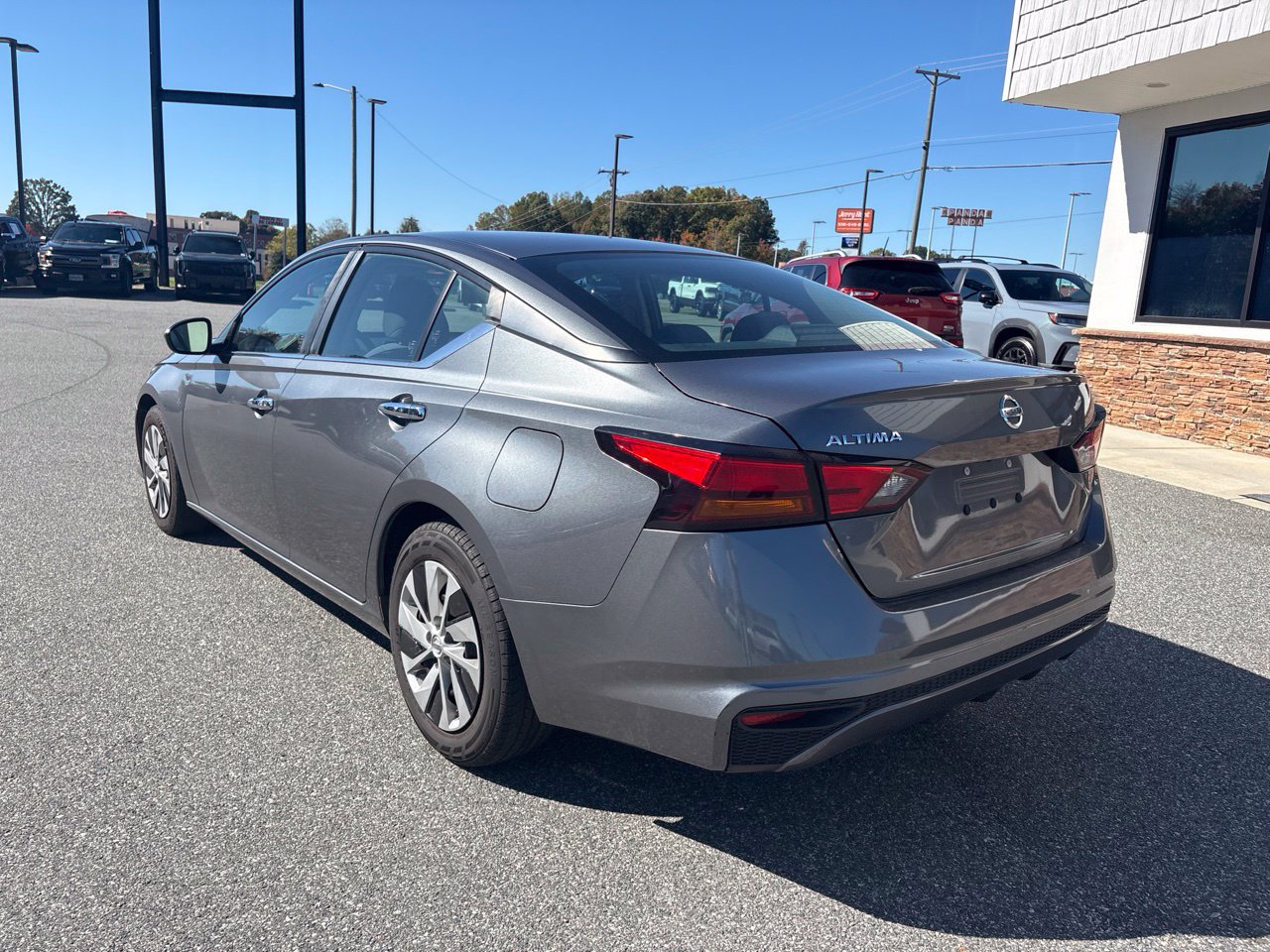 Used 2021 Nissan Altima 2.5 S FWD image 6