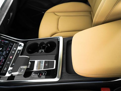 New 2025 Audi Q7 3.0T Premium Plus image 30