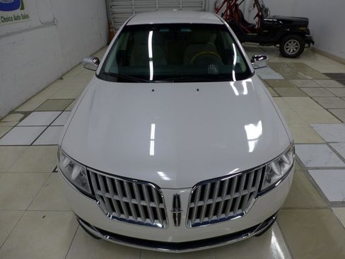 Used 2011 Lincoln MKZ FWD image 9