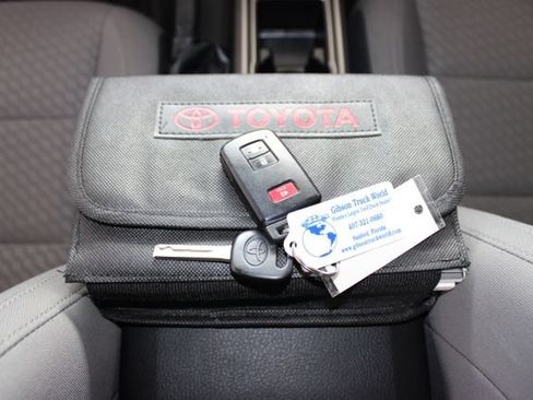 Used 2023 Toyota Tacoma SR5 RWD image 27