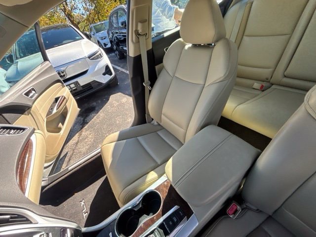 Used 2019 Acura TLX V6 SH-AWD image 9