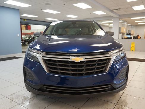 Used 2023 Chevrolet Equinox LS w/ LPO, Floor Liner Package image 17