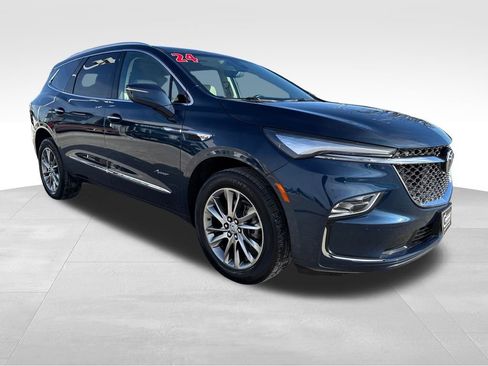 Used 2024 Buick Enclave Avenir image 7