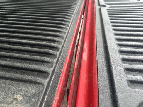 Used 2012 Chevrolet Colorado W/T image 8