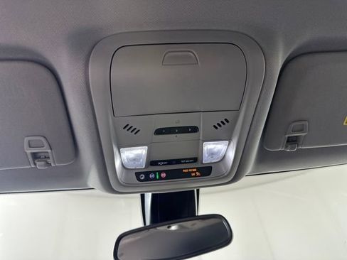 Used 2024 Chevrolet Blazer LT w/ Convenience Package image 24