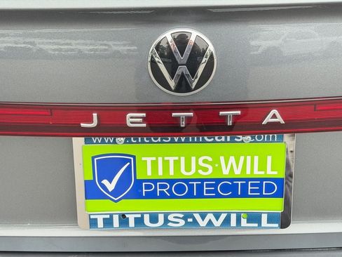 Used 2025 Volkswagen Jetta SE FWD image 35