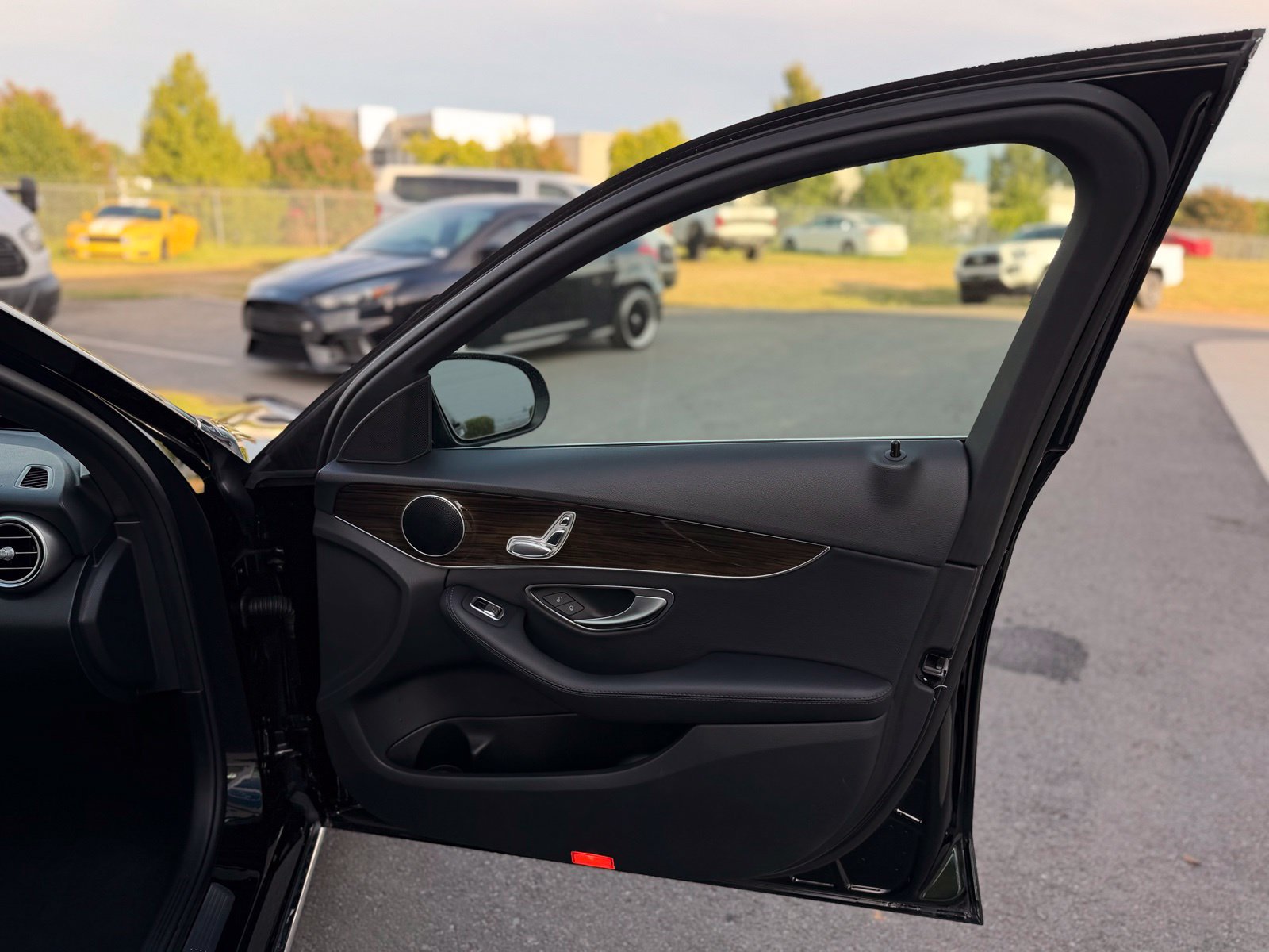 Used 2019 Mercedes-Benz C 300 Sedan image 21