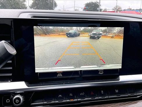 Used 2023 GMC Sierra 1500 Elevation image 15