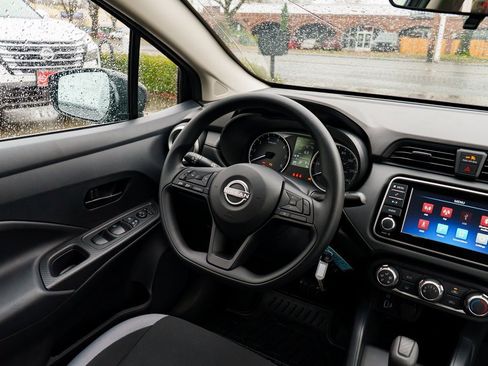 New 2025 Nissan Versa S image 10