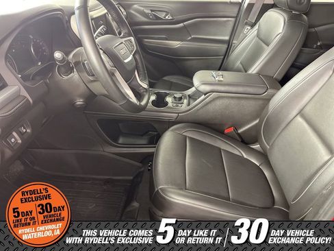 Certified 2023 GMC Acadia SLT w/ Preferred Package AWD/4WD image 16