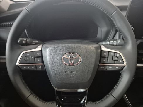 New 2026 Toyota Grand Highlander Limited image 18