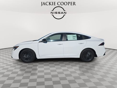 New 2026 Nissan Sentra SV w/ Floor Mat Package FWD image 8