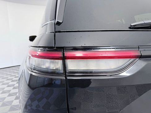 Used 2022 Jeep Grand Cherokee Limited image 28