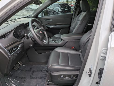 Certified 2023 Cadillac XT4 Sport AWD/4WD image 26