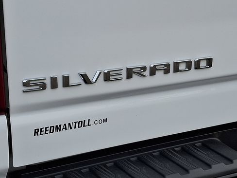 Certified 2024 Chevrolet Silverado 2500 Custom w/ Custom Convenience Package image 28