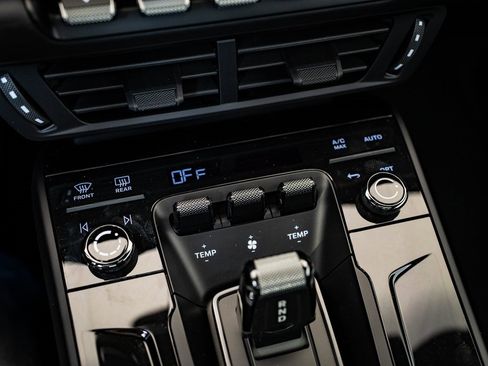 New 2026 Porsche 911 Carrera 4S image 30