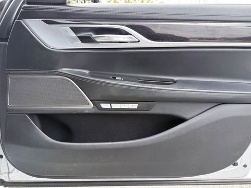 Used 2018 BMW 750i xDrive image 42