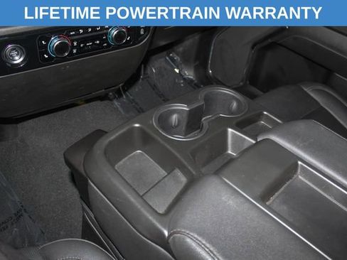 Used 2024 GMC Sierra 1500 SLT AWD/4WD image 24