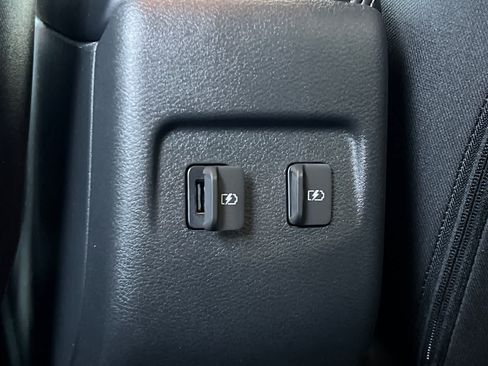 Used 2023 Nissan Kicks SV FWD image 15