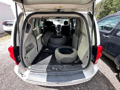 Used 2011 Dodge Grand Caravan Mainstreet w/ PWR Convenience Group FWD image 25