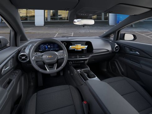 New 2026 Chevrolet Equinox EV LT image 16