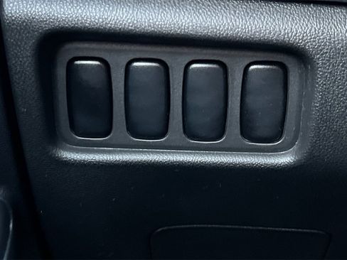 Used 2020 Mitsubishi Outlander Sport ES image 29