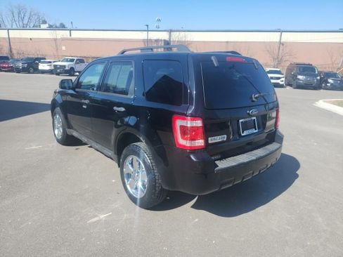 Used 2010 Ford Escape XLT image 7