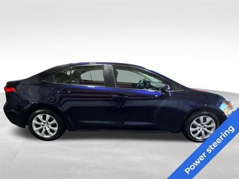 Used 2023 Toyota Corolla LE FWD image 4