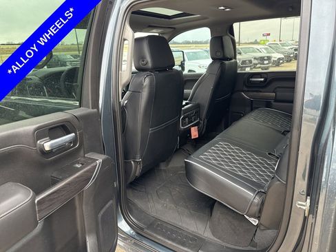 Used 2020 Chevrolet Silverado 3500 LTZ w/ LTZ Texas Edition image 3