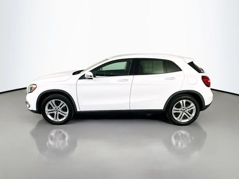 Used 2020 Mercedes-Benz GLA 250 w/ Premium Package image 4