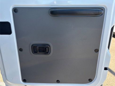 Used 2020 Nissan NV 3500 SV w/ Navigation Package image 32