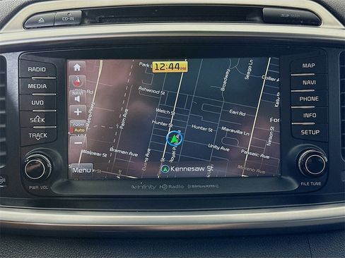 Used 2016 Kia Sorento SX image 15