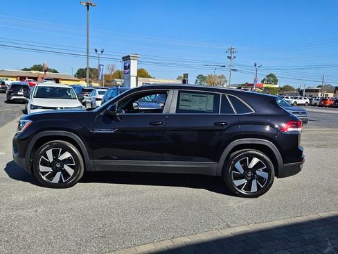 New 2026 Volkswagen Atlas Cross Sport SE AWD/4WD image 4