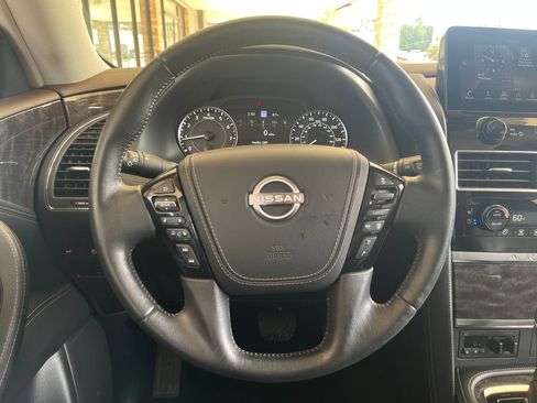 Used 2022 Nissan Armada Platinum w/ Captain's Chairs Package RWD image 17