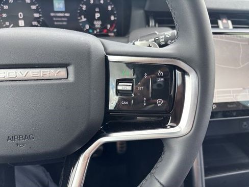 Used 2025 Land Rover Discovery Sport Dynamic SE AWD/4WD image 28