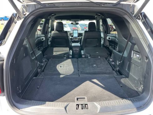 Used 2022 Ford Explorer ST w/ Equipment Group 401A AWD/4WD image 37