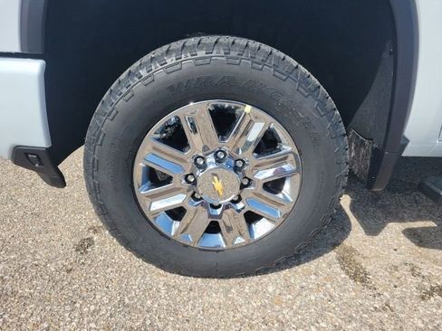 New 2026 Chevrolet Silverado 2500 High Country w/ High Country Premium Package AWD/4WD image 35