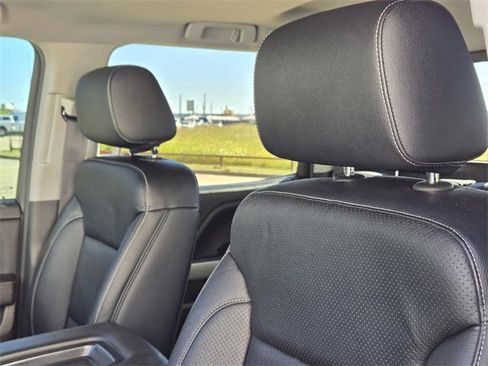 Used 2018 Chevrolet Silverado 1500 LT w/ All Star Edition image 24