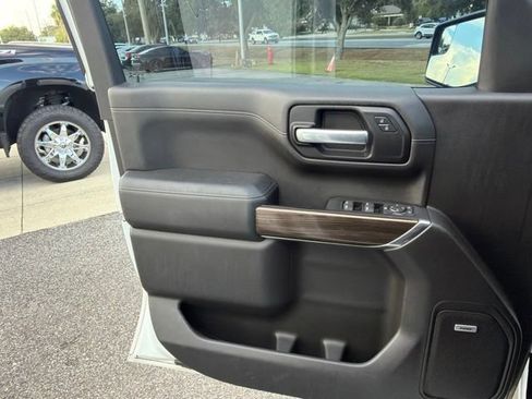 Used 2019 Chevrolet Silverado 1500 RST w/ All-Star Edition AWD/4WD image 10