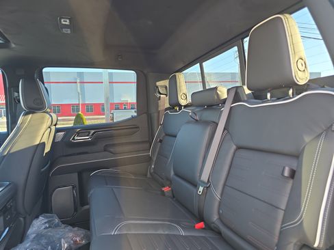 New 2026 GMC Sierra 1500 AT4X image 15