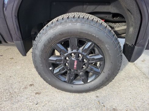 New 2026 GMC Sierra 2500 AT4 w/ AT4 Premium Plus Package image 10