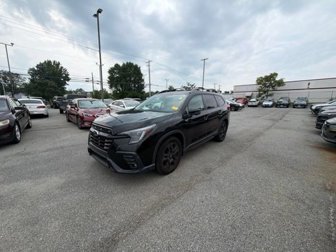 Used 2023 Subaru Ascent Onyx Edition Limited AWD/4WD image 3