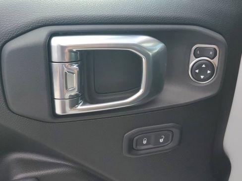 New 2025 Jeep Wrangler Sport S image 20